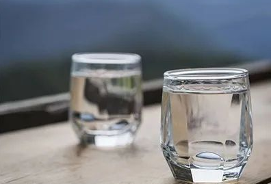 瀘旗酒業